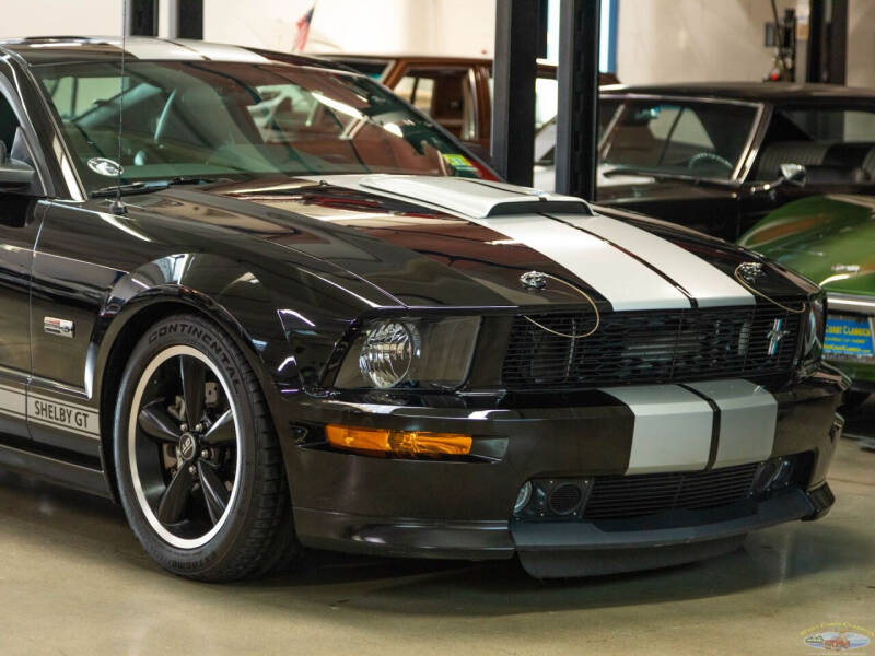 2007 Ford Mustang GT Deluxe