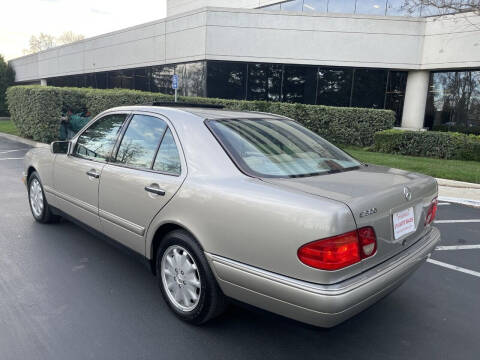 1998 Mercedes-Benz E-Class E 320