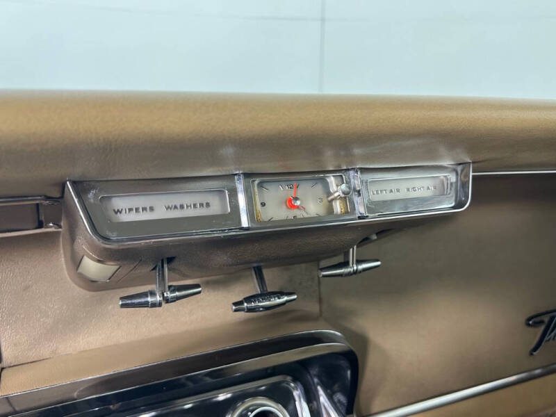 1965 Ford Thunderbird