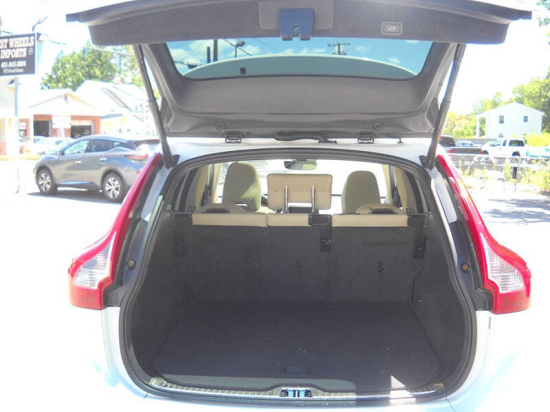 2017 Volvo XC60 T5 Inscription