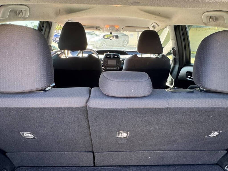 2016 Toyota Prius Two