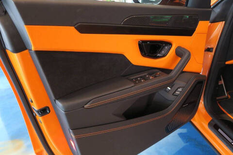 2024 Lamborghini Urus S