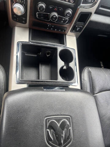 2015 RAM 1500 Laramie