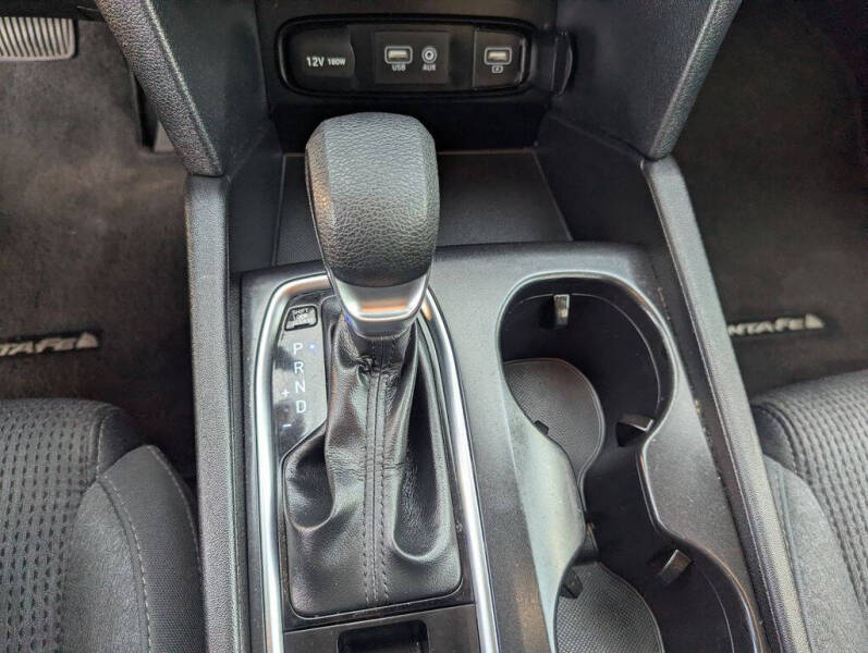 2019 Hyundai Santa Fe SE 2.4L