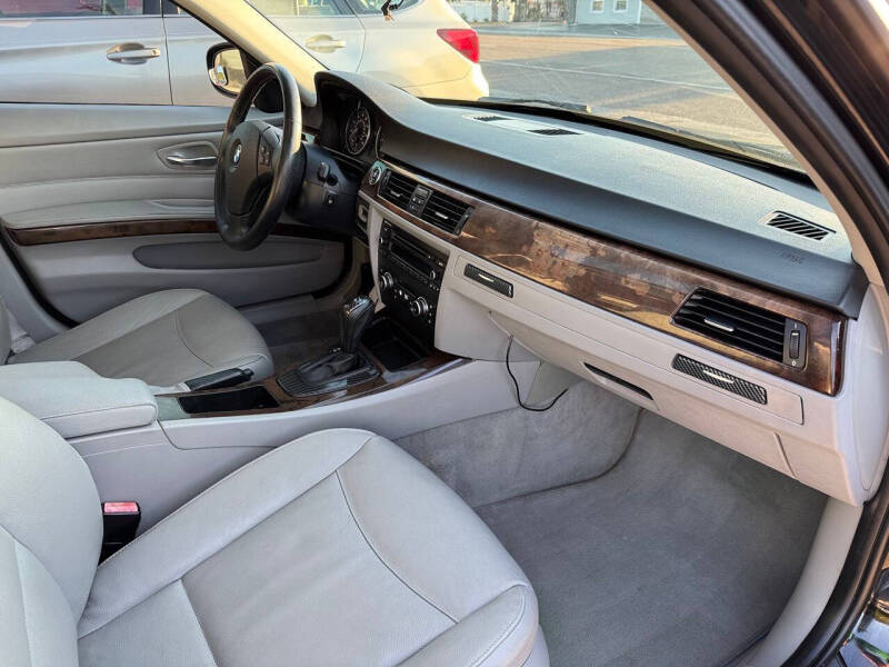 2011 BMW 3 Series 328i