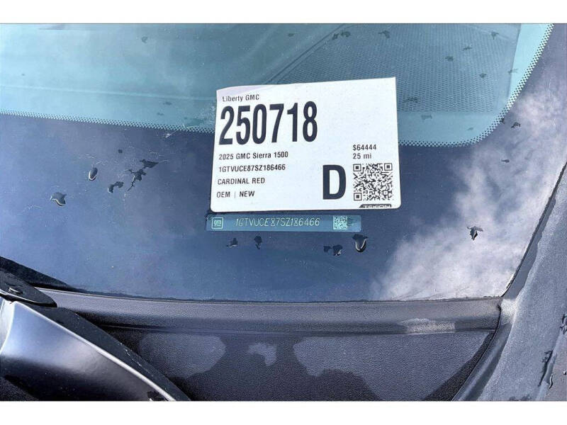 2025 GMC Sierra 1500 Elevation