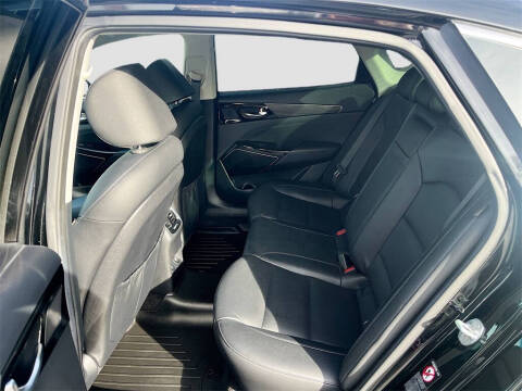 2020 Kia Cadenza Technology