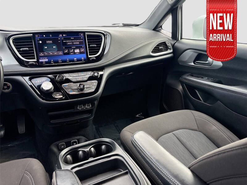 2021 Chrysler Pacifica Touring