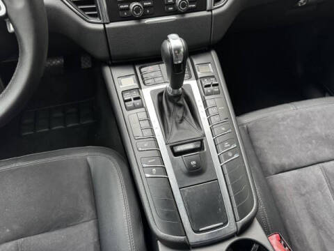 2015 Porsche Macan S