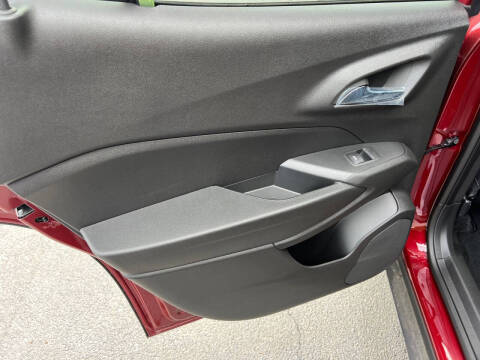 2024 Chevrolet Trax LT