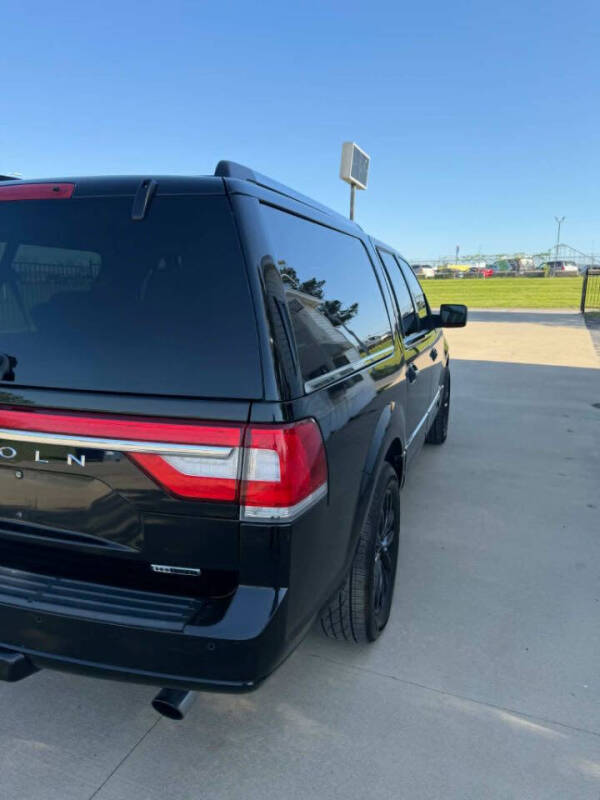 2016 Lincoln Navigator L Select