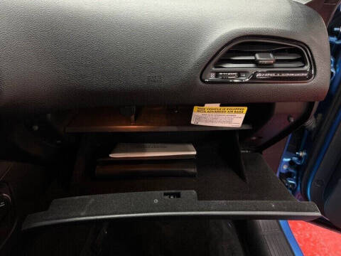 2016 Dodge Challenger R/T Plus