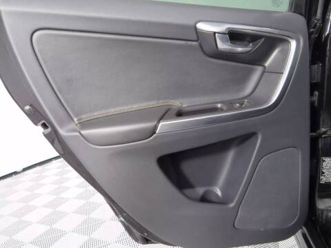 2017 Volvo XC60 T6 Dynamic