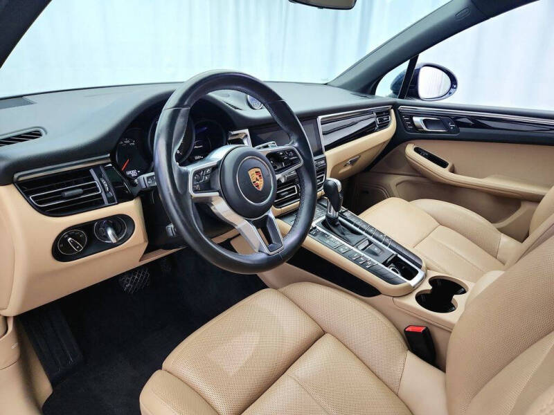 2020 Porsche Macan