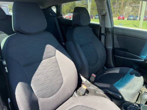 2015 Hyundai Accent GS
