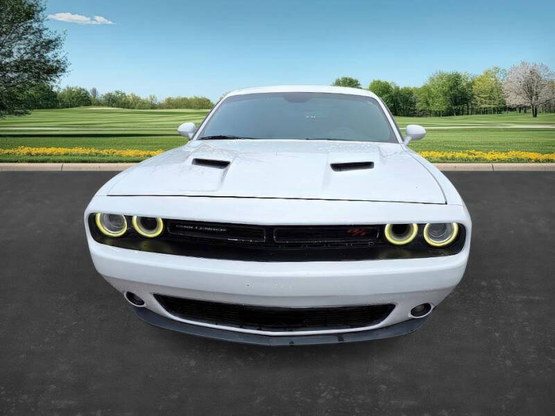 2018 Dodge Challenger R/T's photo