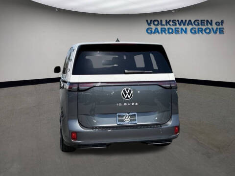 2025 Volkswagen ID. Buzz Pro S