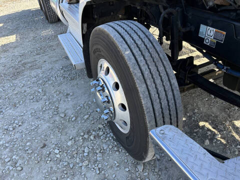 2019 Peterbilt 567 Road Tractor