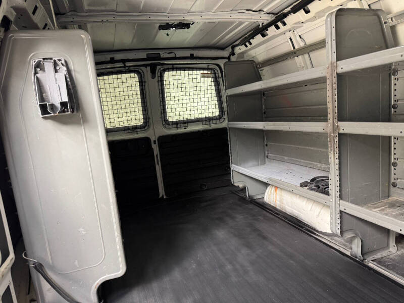 2016 Chevrolet Express 2500