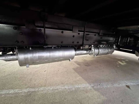 2017 Freightliner M2 106