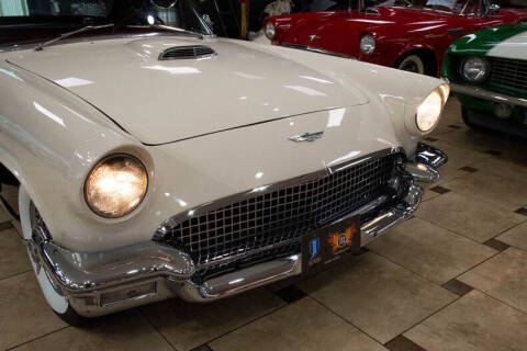 1957 Ford Thunderbird