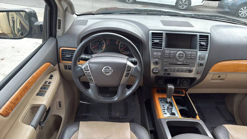 2013 Nissan Armada Platinum