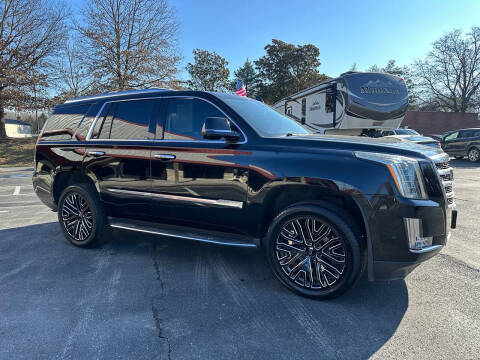 2017 Cadillac Escalade Luxury