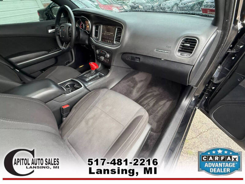 2015 Dodge Charger SXT