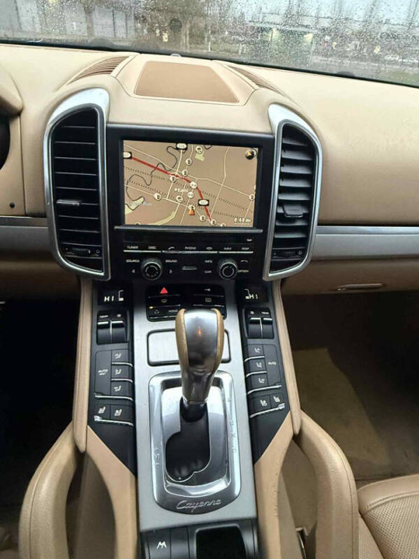 2011 Porsche Cayenne S