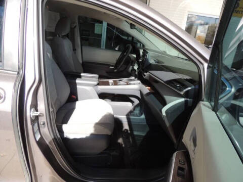 2021 Toyota Sienna LE 8-Passenger