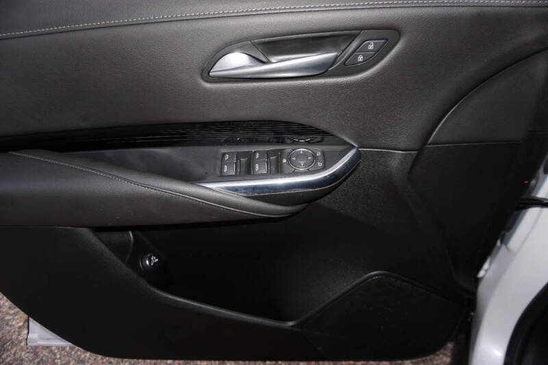 2024 Cadillac XT4 Luxury