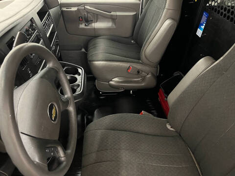 2021 Chevrolet Express 2500