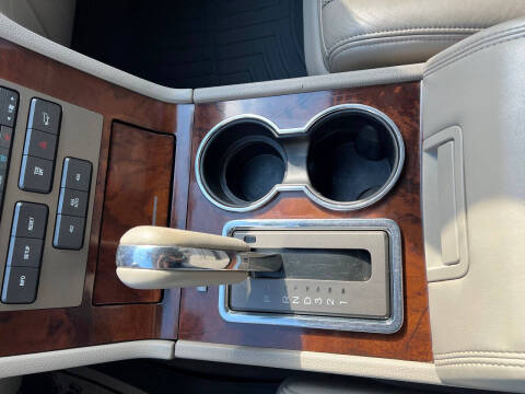 2013 Lincoln Navigator L