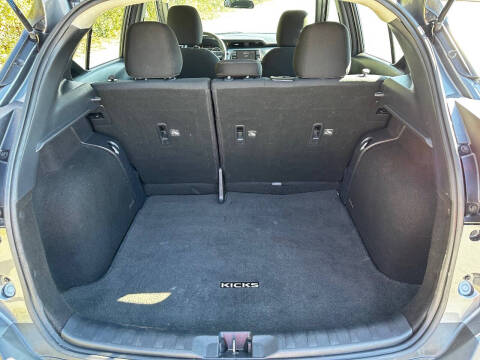 2019 Nissan Kicks SV