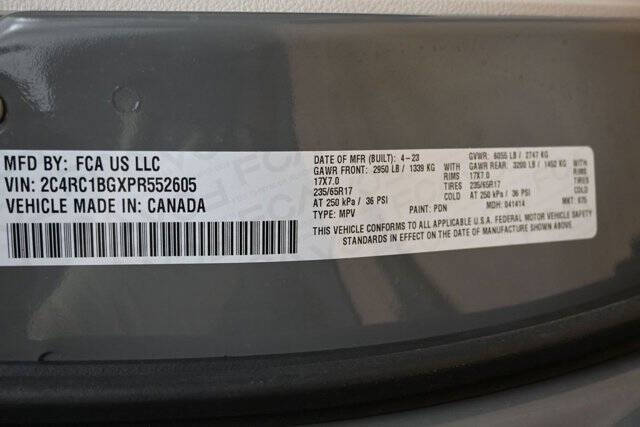2023 Chrysler Pacifica Touring L