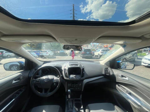 2017 Ford Escape SE