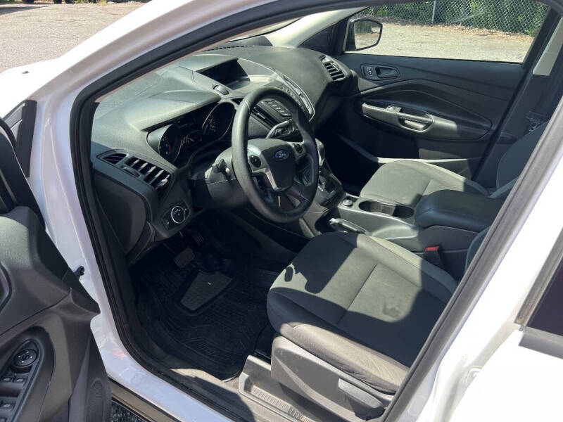 2016 Ford Escape S