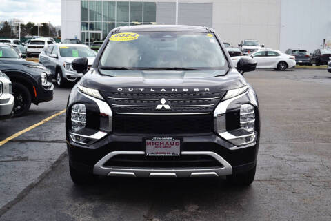 2024 Mitsubishi Outlander SE