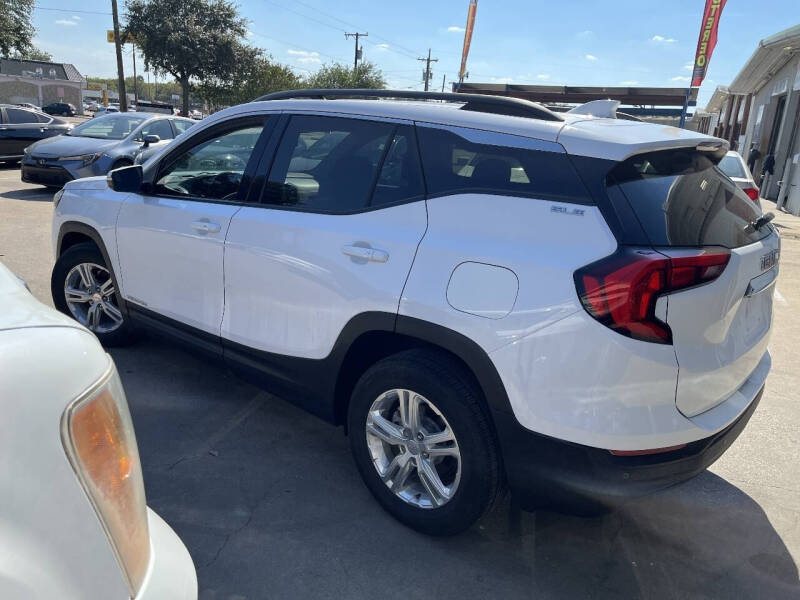 2020 GMC Terrain SLE