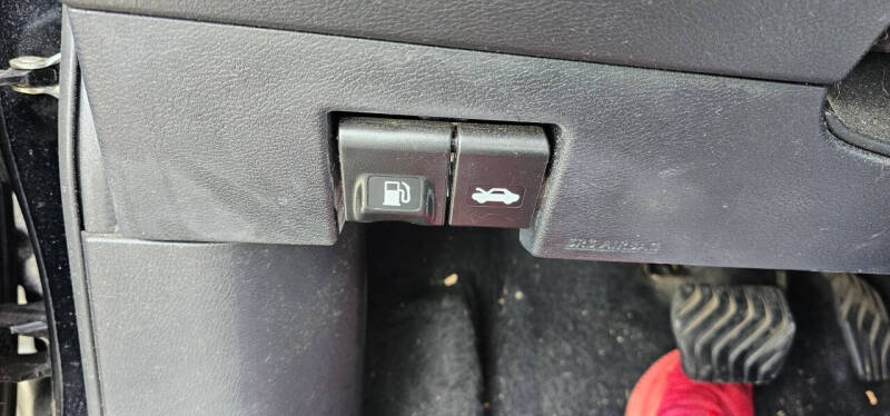 2020 Nissan Versa SR