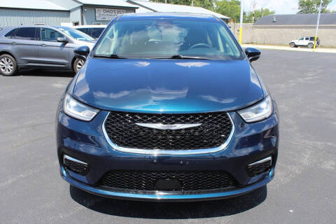 2023 Chrysler Pacifica Touring L