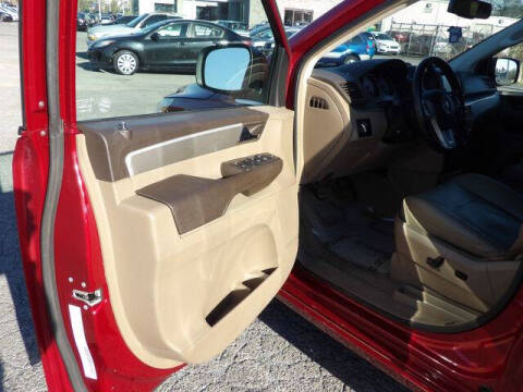 2012 Volkswagen Routan