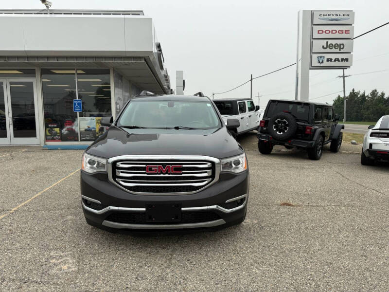 2017 GMC Acadia SLE-2