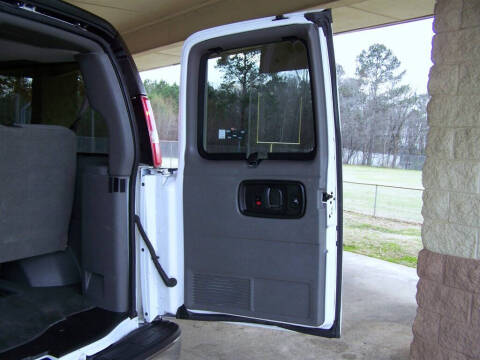 2017 Chevrolet Express LT 2500