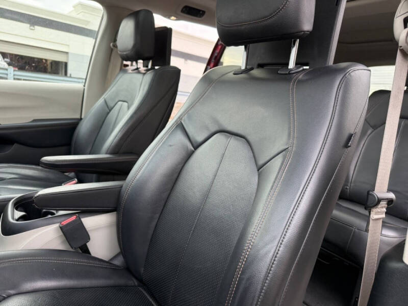 2019 Chrysler Pacifica Touring L Plus