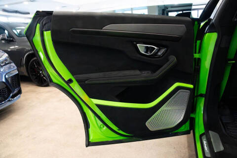 2024 Lamborghini Urus Performante