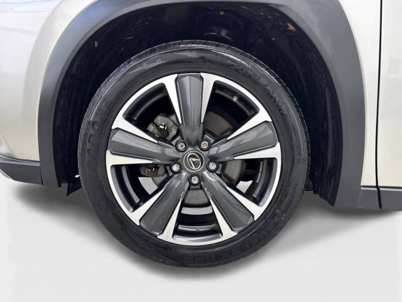 2021 Lexus UX 200