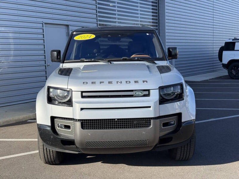 2023 Land Rover Defender 110 X-Dynamic SE