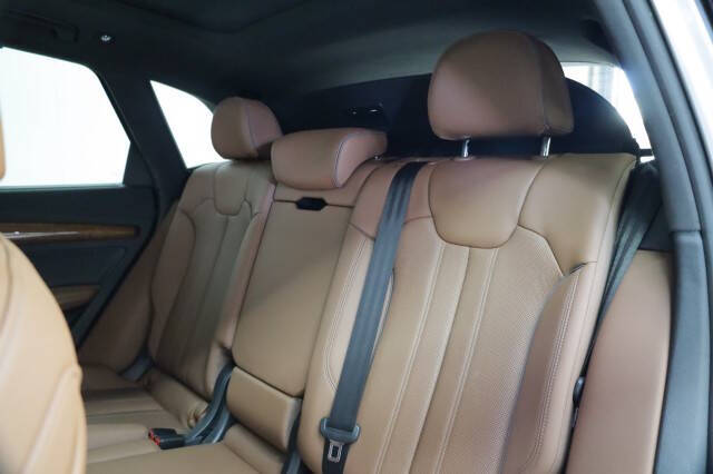 2022 Audi Q5 e quattro S line Prem Pl 55 TFSI