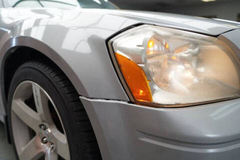 2005 Dodge Magnum RT